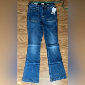 Wonderly Flare Jeans